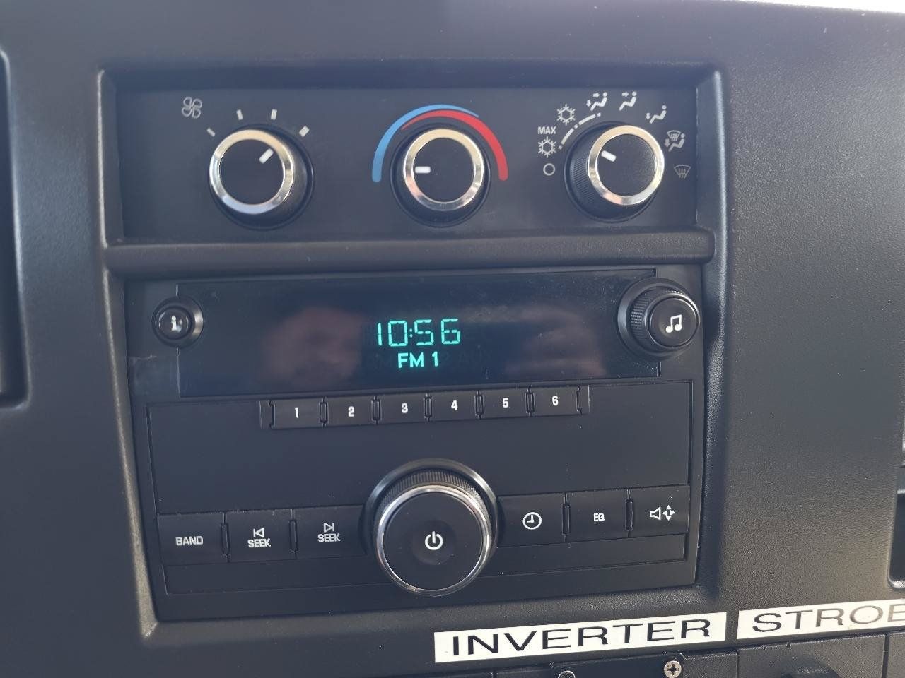 Used 2013 Chevrolet Express 2500 RWD image 26
