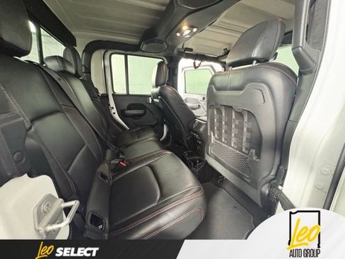 Used 2020 Jeep Gladiator Rubicon AWD/4WD image 22