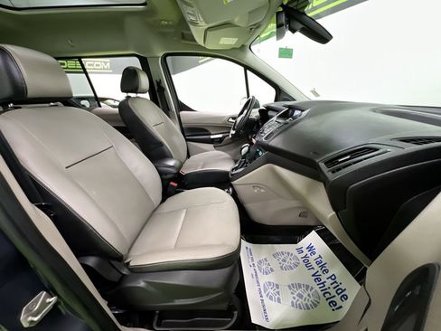 Used 2014 Ford Transit Connect Titanium FWD image 28