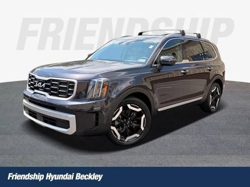 Used 2025 Kia Telluride S FWD image 1