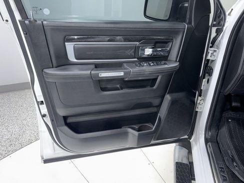 Used 2017 RAM 1500 Limited image 12