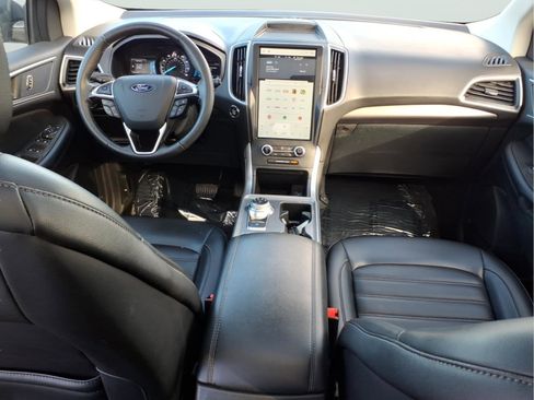 Certified 2024 Ford Edge SEL w/ Convenience Package image 10