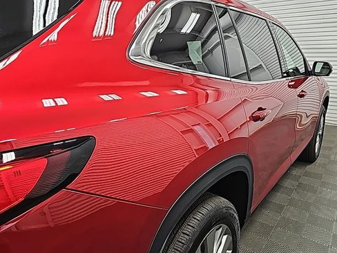 New 2026 Buick Enclave Preferred w/ Super Cruise Package image 9