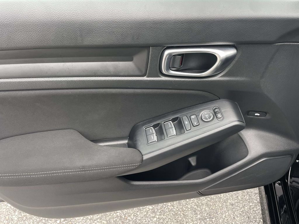 Used 2025 Honda Civic LX image 16