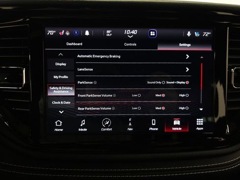 Used 2022 Dodge Durango SRT w/ Technology Group image 25