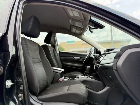 Used 2020 Nissan Rogue S AWD/4WD image 24