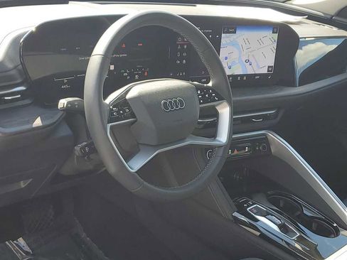 Certified 2025 Audi Q5 Premium w/ Convenience Package image 2