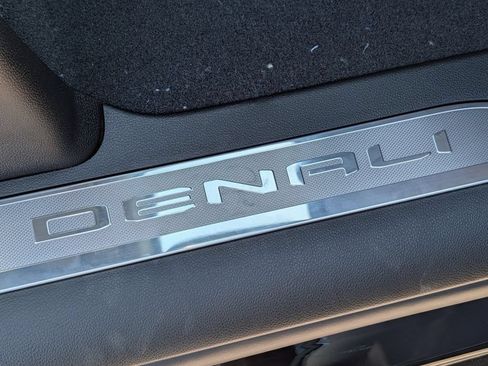 New 2026 GMC Sierra 1500 Denali w/ Denali Reserve Package AWD/4WD image 32