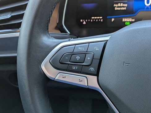 Used 2024 Volkswagen Jetta SE w/ Panoramic Sunroof Package FWD image 16