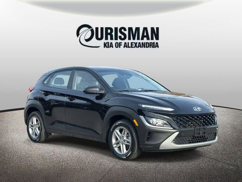 Used 2022 Hyundai Kona SE image 1