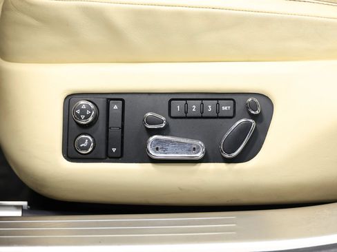 Used 2015 Bentley Flying Spur V8 AWD/4WD image 14