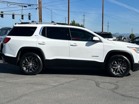 Used 2019 GMC Acadia SLT AWD/4WD image 3