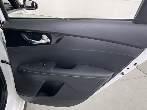 Used 2021 Kia Forte GT-Line w/ GT-Line Premium Package image 23