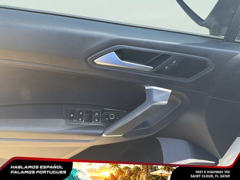 Used 2020 Volkswagen Tiguan SE R-Line FWD image 14