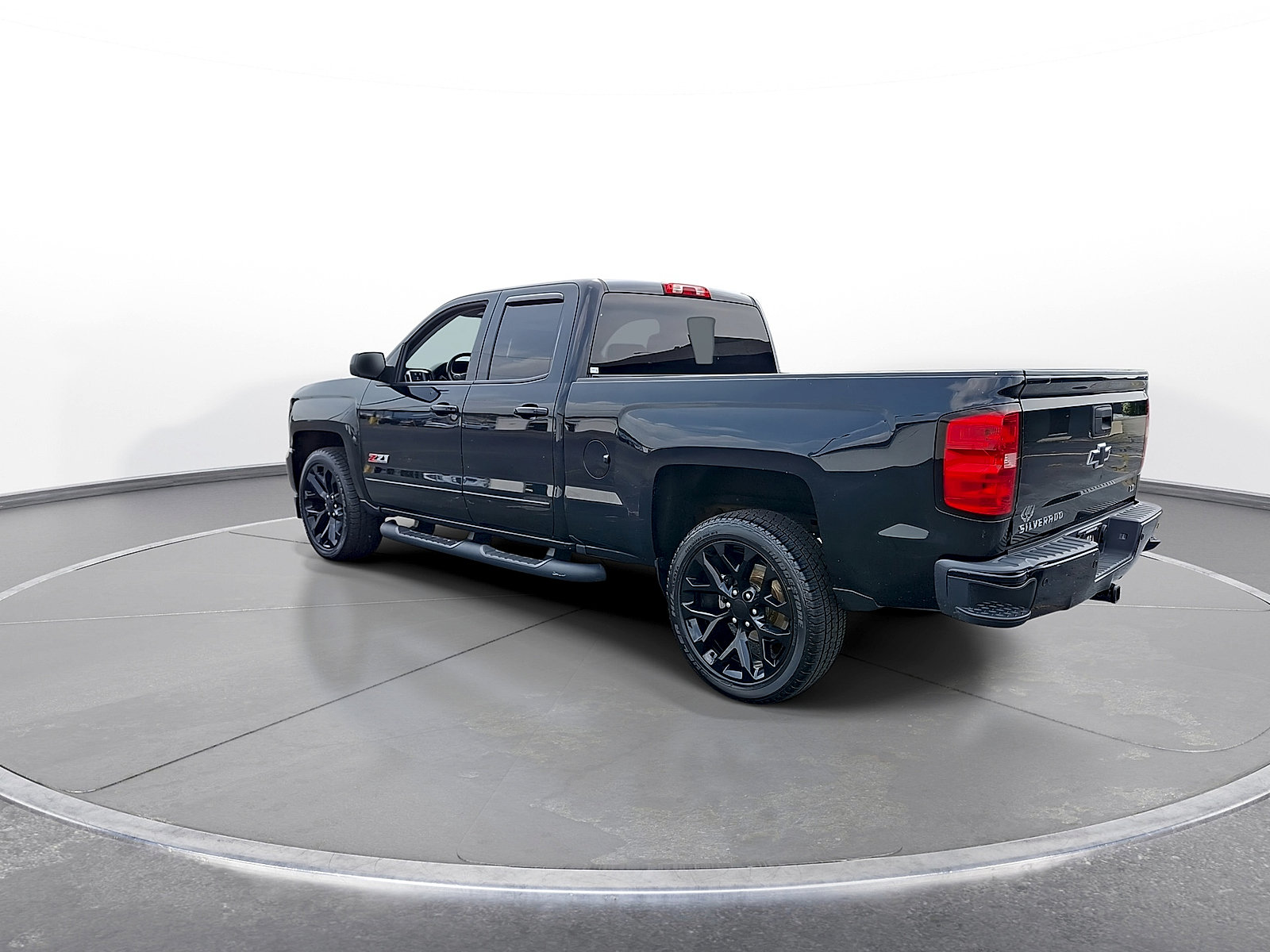 Used 2019 Chevrolet Silverado 1500 LT w/ All Star Edition AWD/4WD image 6