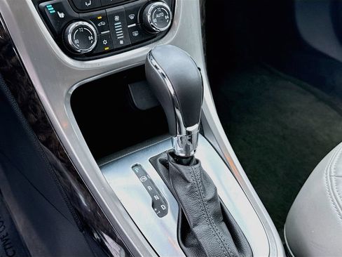 Used 2015 Buick Verano Convenience FWD image 16