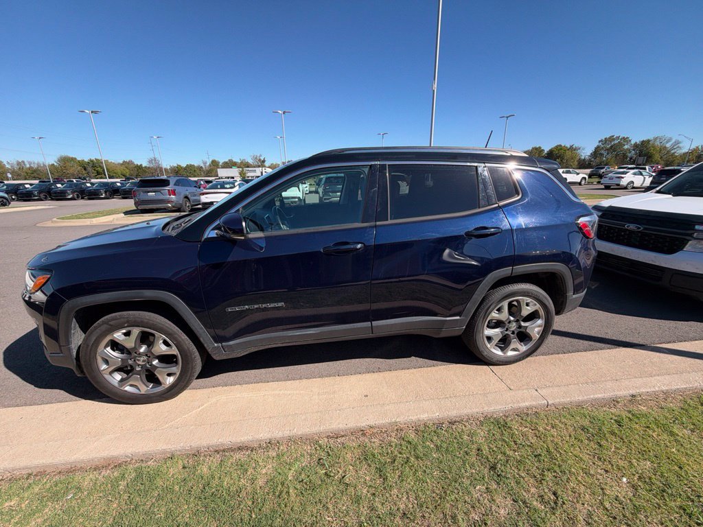 Used 2021 Jeep Compass Limited w/ Elite Interior Group AWD/4WD image 4