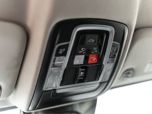 Used 2024 RAM 2500 Laramie w/ Safety Group AWD/4WD image 20