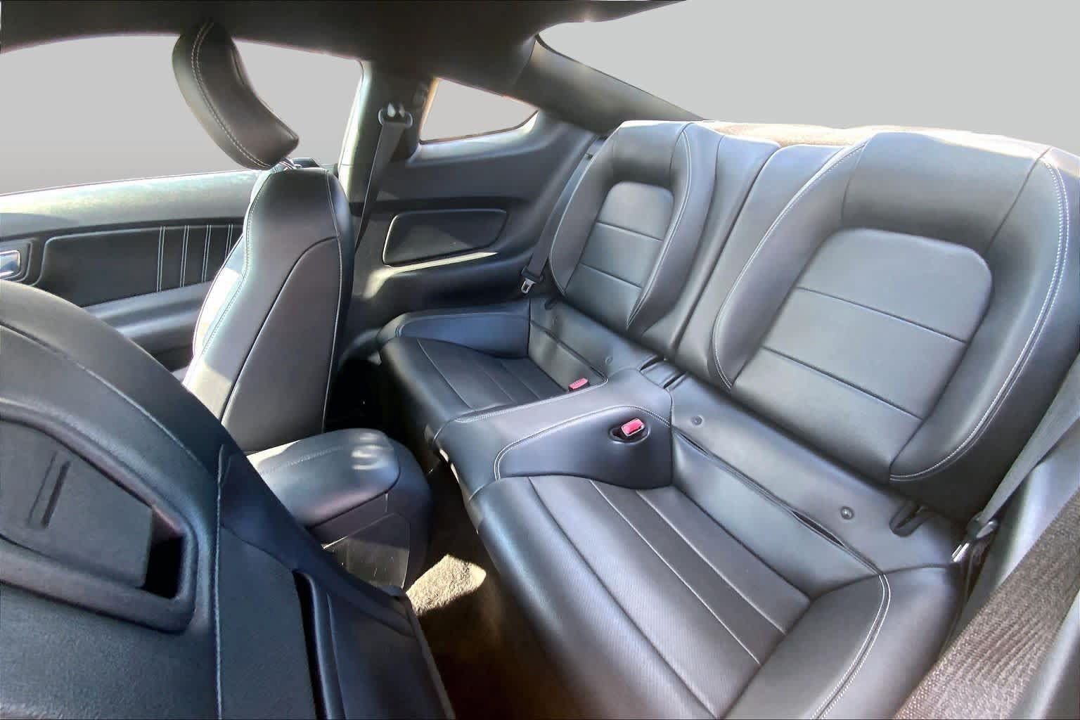 Used 2015 Ford Mustang Premium RWD image 19