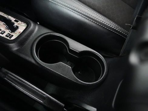 Used 2016 Jeep Wrangler Unlimited Sport AWD/4WD image 28