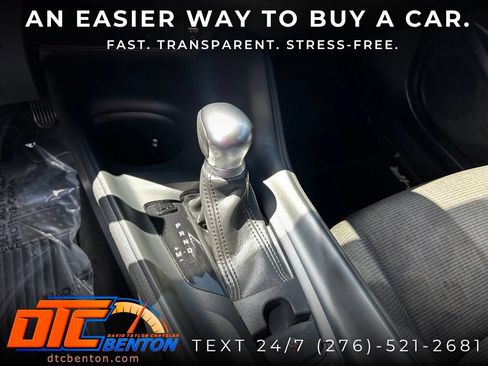 Used 2019 Toyota C-HR LE FWD image 23