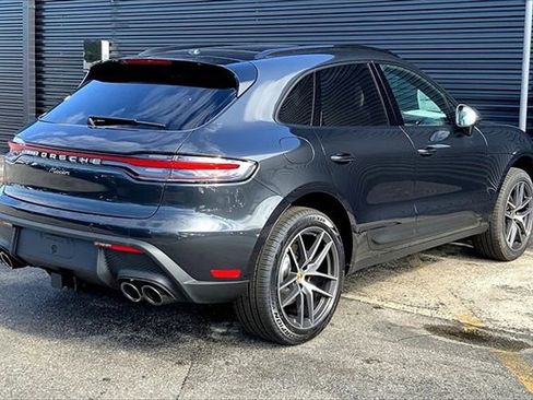 Certified 2026 Porsche Macan AWD/4WD image 10