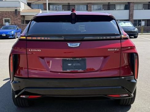Certified 2024 Cadillac Lyriq Sport w/ LPO, Floor Liner Package AWD/4WD image 7