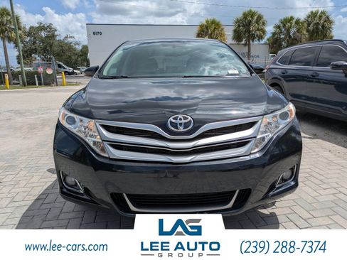 Used 2014 Toyota Venza LE FWD image 7