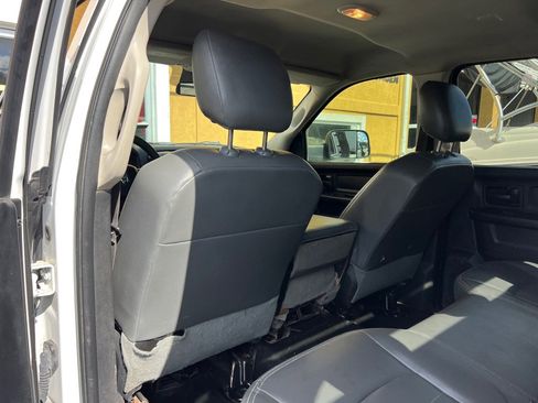 Used 2017 RAM 3500 Tradesman w/ Chrome Appearance Group image 29