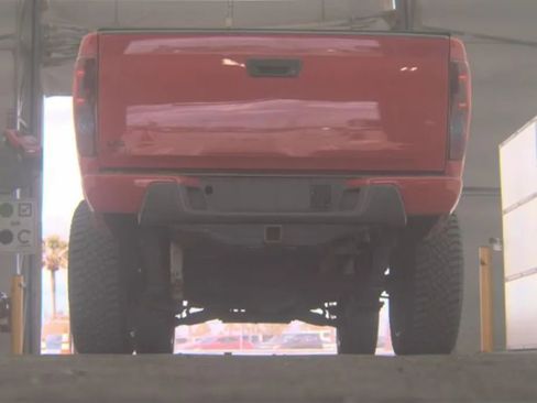 Used 2012 Chevrolet Colorado LT image 7