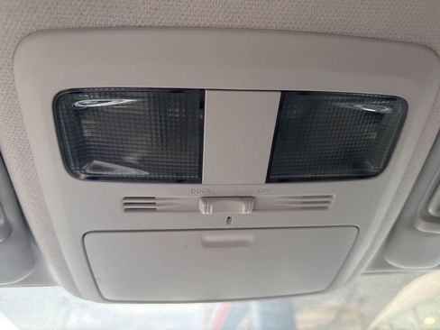 Used 2014 Subaru Forester 2.5i image 19