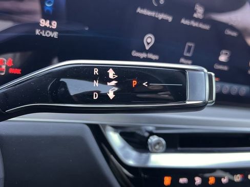 New 2026 Cadillac Lyriq Premium Luxury image 17