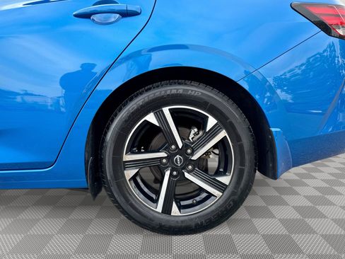 Used 2024 Nissan Sentra SV FWD image 28