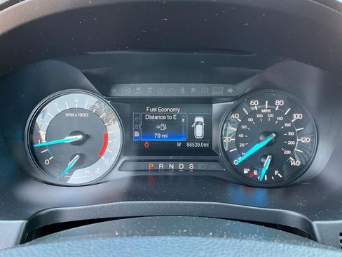 Used 2018 Ford Explorer XLT FWD image 12