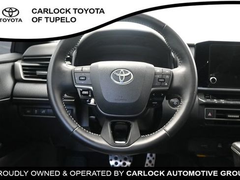 Used 2025 Toyota Camry SE w/ Convenience Package FWD image 29