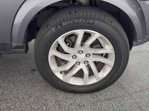 Used 2016 Land Rover LR4 HSE image 9