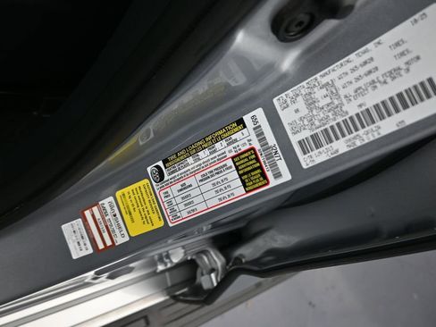 Used 2026 Toyota Sequoia Limited AWD/4WD image 8