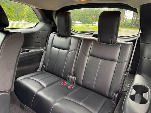 Used 2020 Nissan Pathfinder SL AWD/4WD image 13
