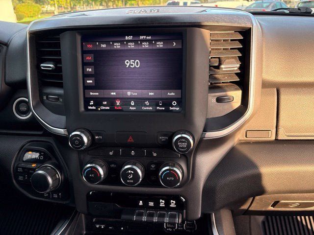 Used 2019 RAM 1500 Big Horn AWD/4WD image 10