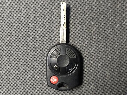 Used 2018 Ford Escape SE FWD image 32