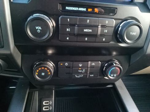 Used 2020 Ford F150 XLT w/ Trailer Tow Package AWD/4WD image 24