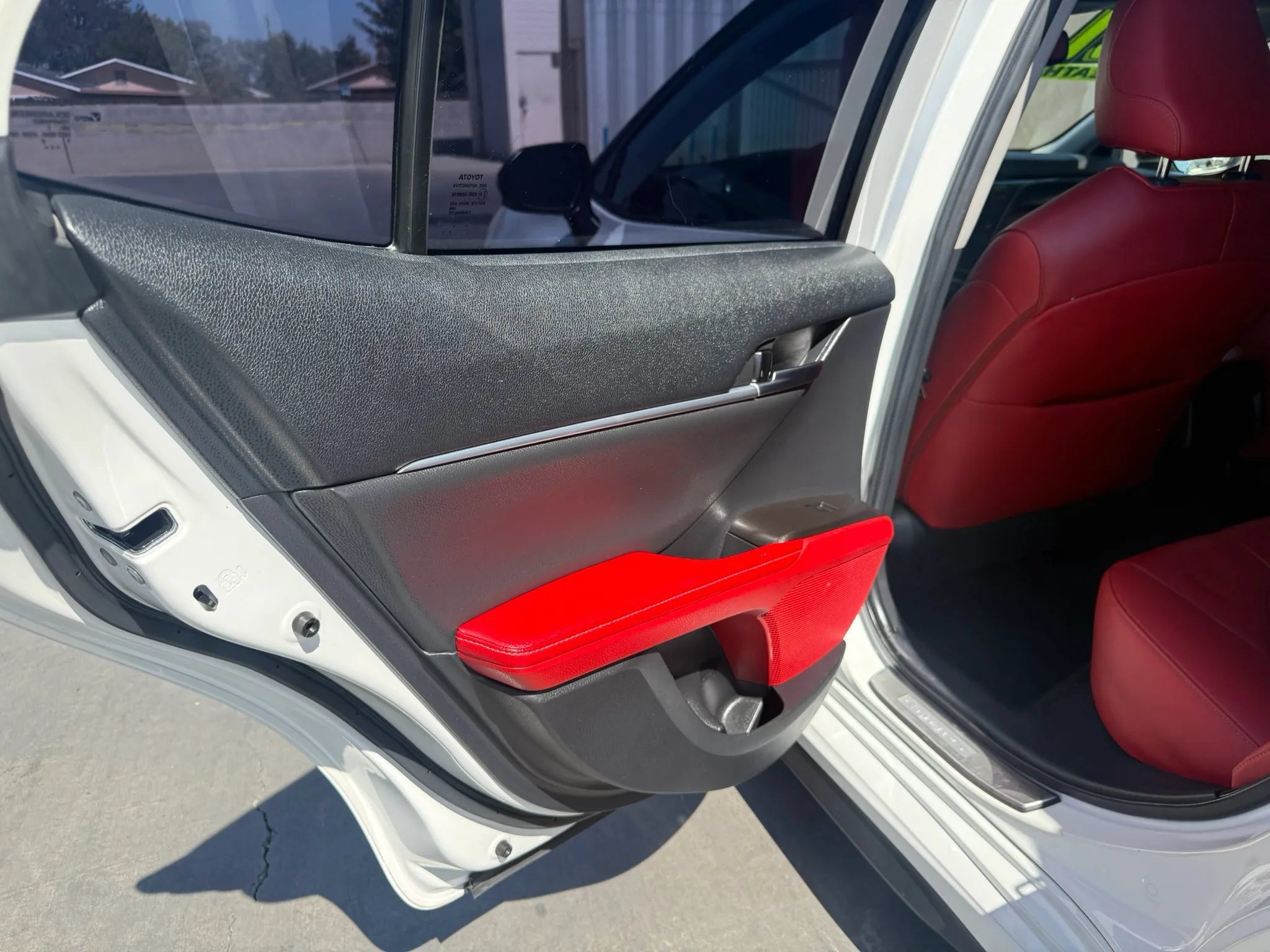 Used 2021 Toyota Camry XSE FWD image 10