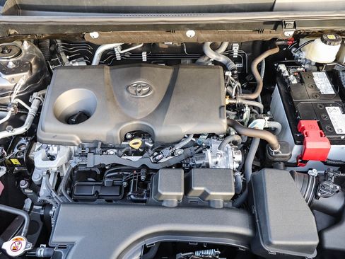 Certified 2025 Toyota RAV4 XLE image 28