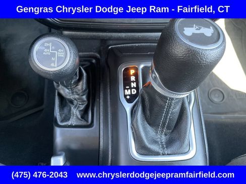 Used 2024 Jeep Wrangler Unlimited w/ Convenience Group AWD/4WD image 44