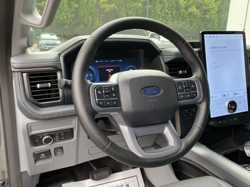 Used 2025 Ford F150 Lightning Flash AWD/4WD image 17