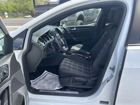 Used 2016 Volkswagen GTI S image 12
