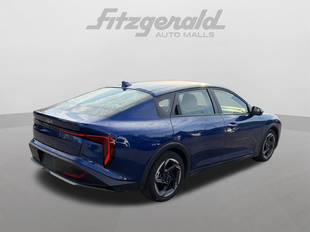 Used 2025 Kia K4 EX FWD image 6