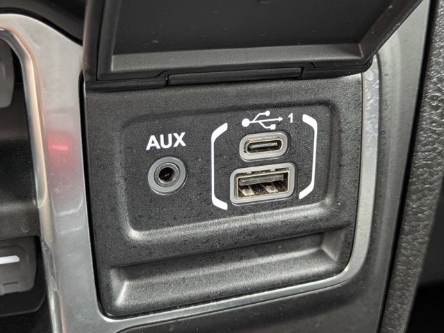 Certified 2026 Jeep Wrangler Unlimited Sahara AWD/4WD image 22