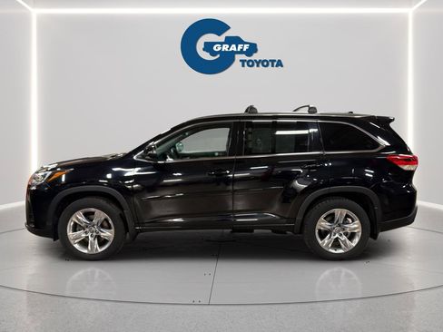 Used 2019 Toyota Highlander Limited w/ Protection Package #3 AWD/4WD image 11