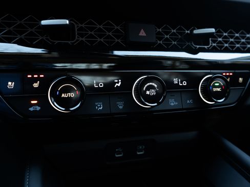 Used 2024 Honda Accord Touring image 34